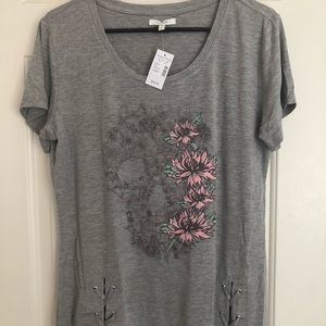Heather grey floral skull top NWT